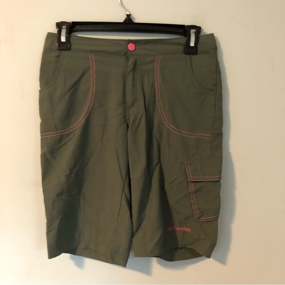Columbia Omni-Shade Sun Protection Olive Green & Pink Stiched Shorts Size 14/16